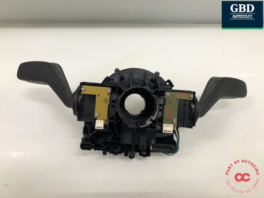 Bryter combi til NIO ES8 2021-->> (P0055154G5LOBAE|P0055154 AE|)