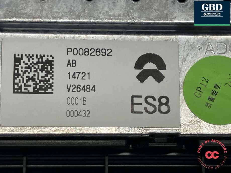 Instrumentpanel til NIO ES8 2021-->>  (P0082692|)
