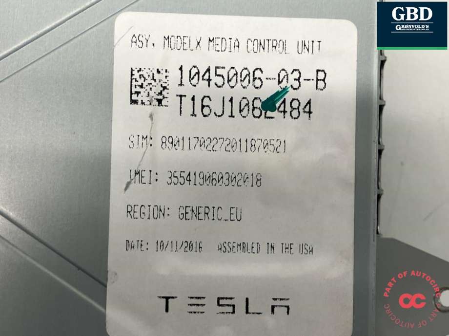 Multimedia display (MCU - Media Controller Unit) til Tesla Model X 2016-->>  (8764561-03-B|1045006-03-C | 1045006-03-D |1098060-00-E |1045006-03-H | 1045006-03-J|1098050-00-H | 1098050-99-H |1098050-99-J |1098050-99-K | 1045006-03-B)