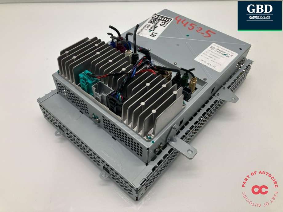 Multimedia display (MCU - Media Controller Unit) til Tesla Model X 2016-->>  (8764561-03-B|1045006-03-C | 1045006-03-D |1098060-00-E |1045006-03-H | 1045006-03-J|1098050-00-H | 1098050-99-H |1098050-99-J |1098050-99-K | 1045006-03-B)