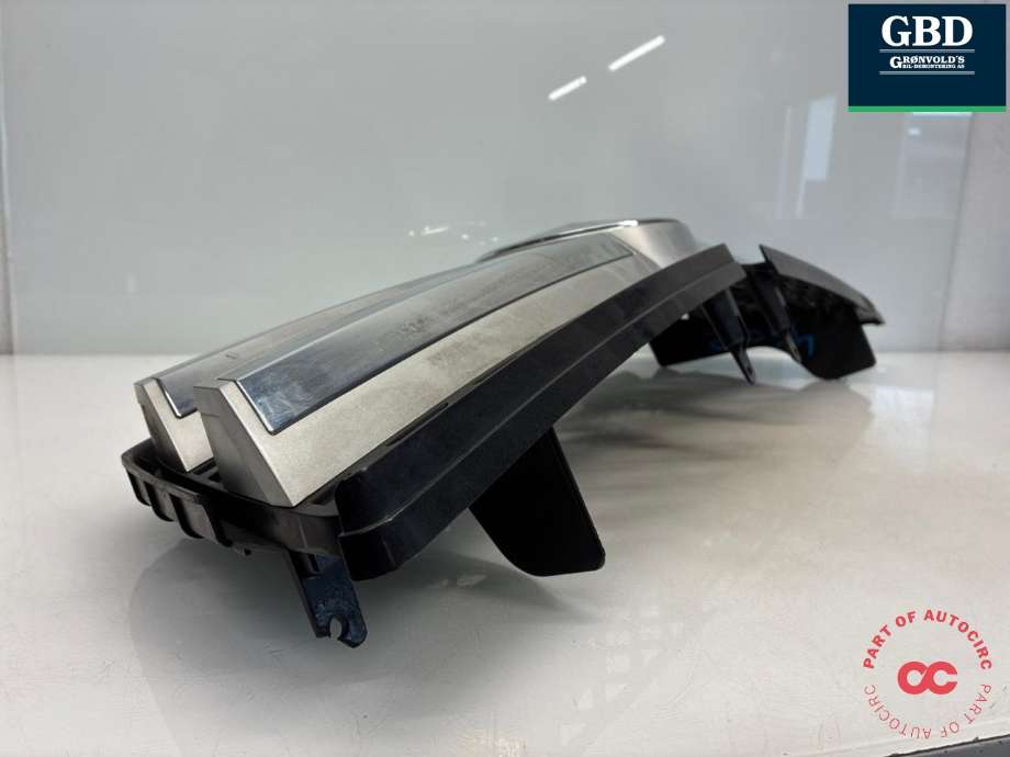 Grill til Mercedes GL 2006-2012 (X164) (X164) (A 164 880 01 85|A 164 880 01 85  9776|)