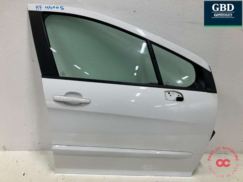 Dør høyre foran til Peugeot 308, 2011-2013 (Type I, Fase 2)  (9004 CC)
