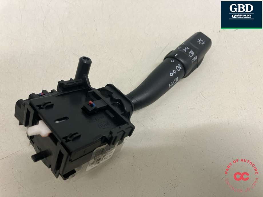 Bryter blink til BYD T3 2020-->> (10418402-00|F3-3774100B-C1|)