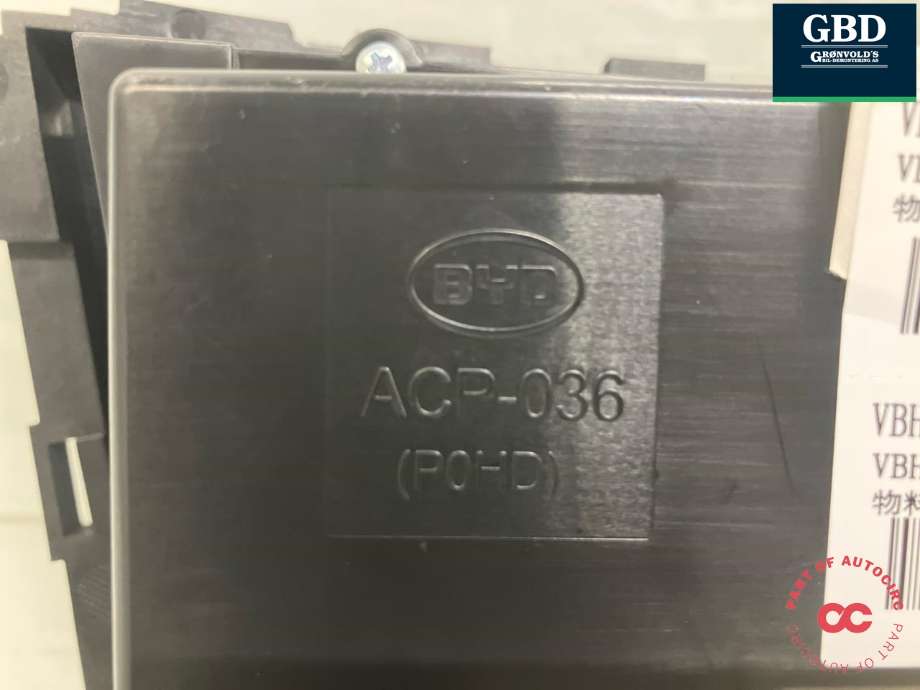 Varmeapparat betjening til BYD T3 2020-->> (VBH-8114810C-Y1|)