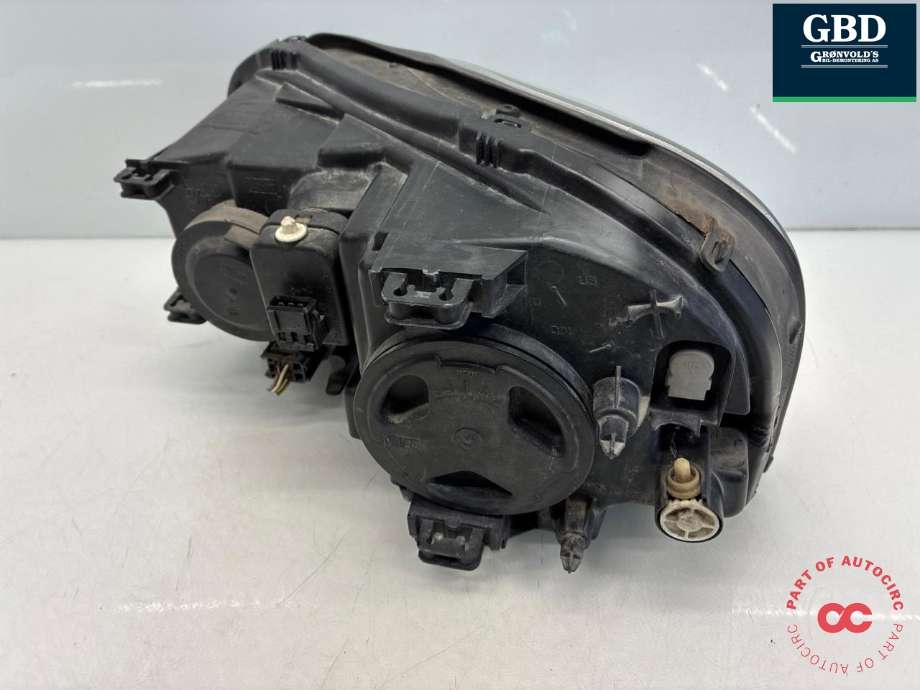 Frontlykt høyre xenon til Volvo XC90 2002-2006 (Type I, Fase 1) (31446869|)