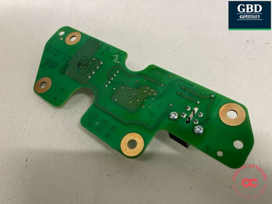 Styreenhet batteri elbil (BMS - Battery Management System) til Tesla Model X 2016-->> (1042703-01-G|)