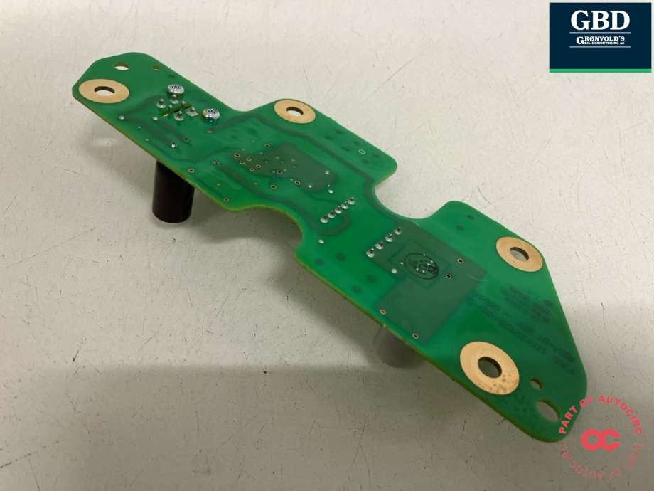 Styreenhet batteri elbil (BMS - Battery Management System) til Tesla Model X 2016-->> (1042703-01-G|)