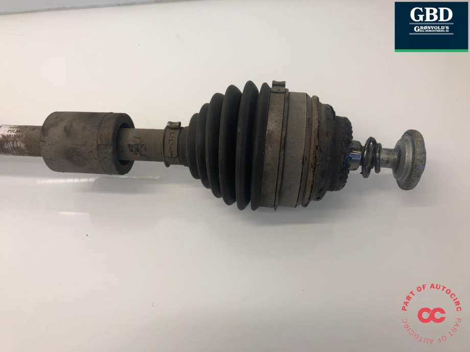 Drivaksel høyre foran, bensin/automat til BMW 2-Serie, Active/Gran Tourer 2014-->> (F45/F46) (F45/F46) (31 60 5 A2E 014|)