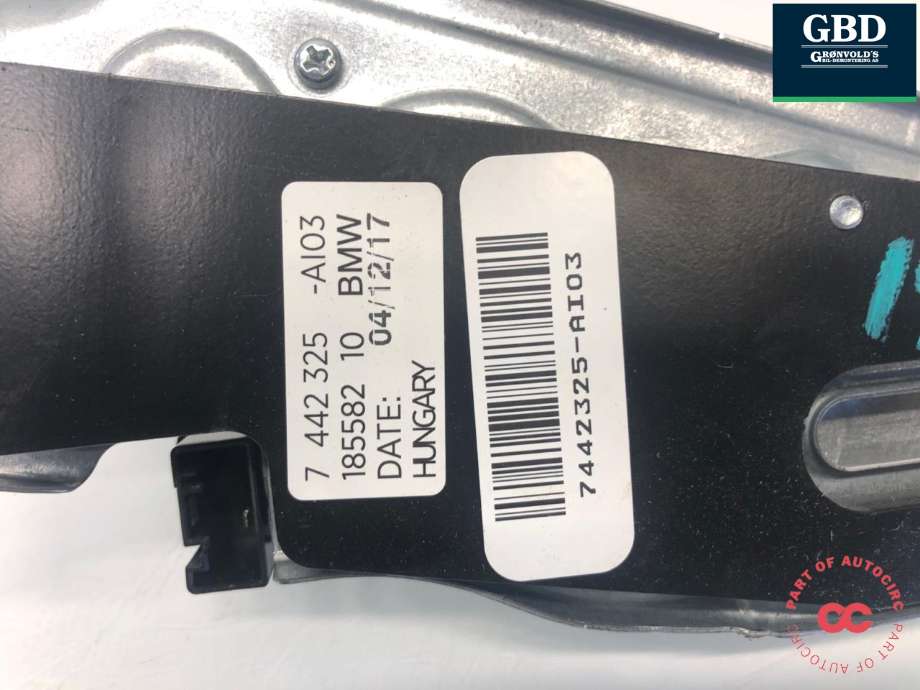 Viskermotor bakrute til BMW 2-Serie, Active/Gran Tourer 2014-->> (F45/F46) (F45/F46) (67 63 7 442 325|67 63 2 581 114|)