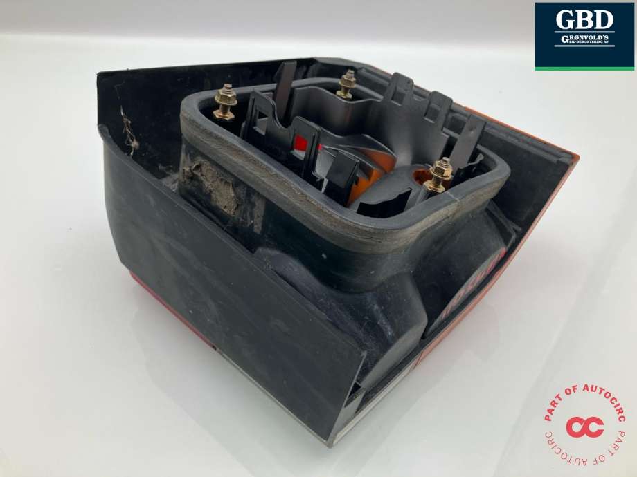 Baklykt venstre til VW Transporter / Caravelle 1990-2003 (T4) (T4) (701 945 095    01C|701 945 095|)