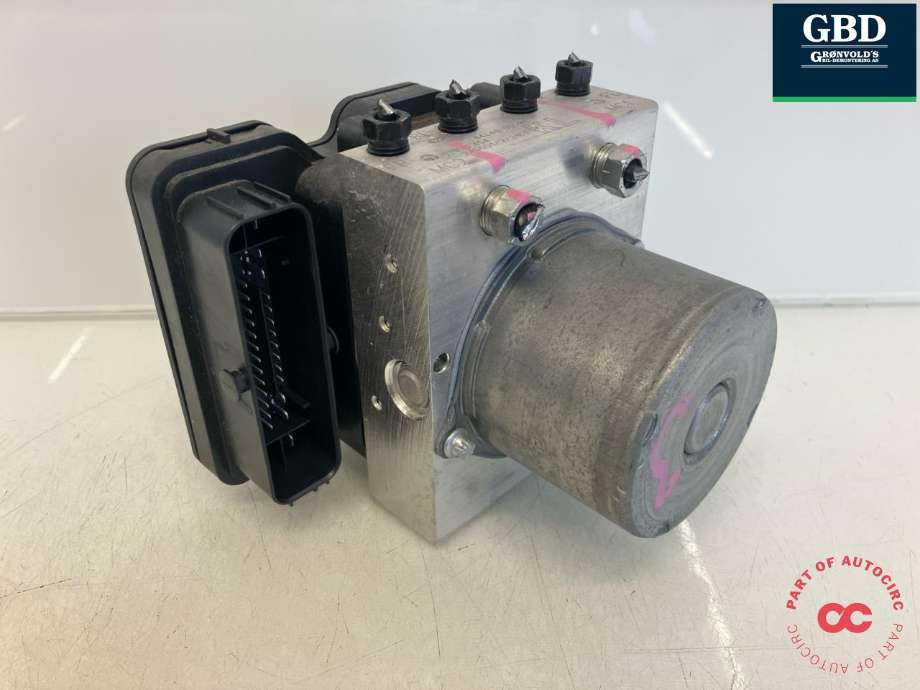 ABS sentral til Toyota Yaris Cross (SUV) 2021-->> (472100D080|)