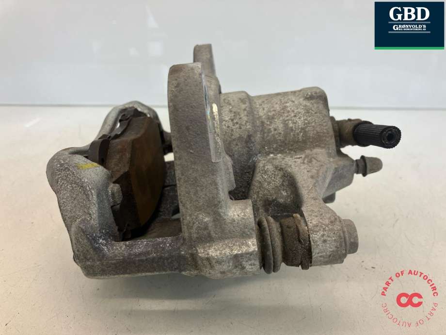 Bremsecaliper høyre foran til Toyota Yaris Cross (SUV) 2021-->> (4773002590|)