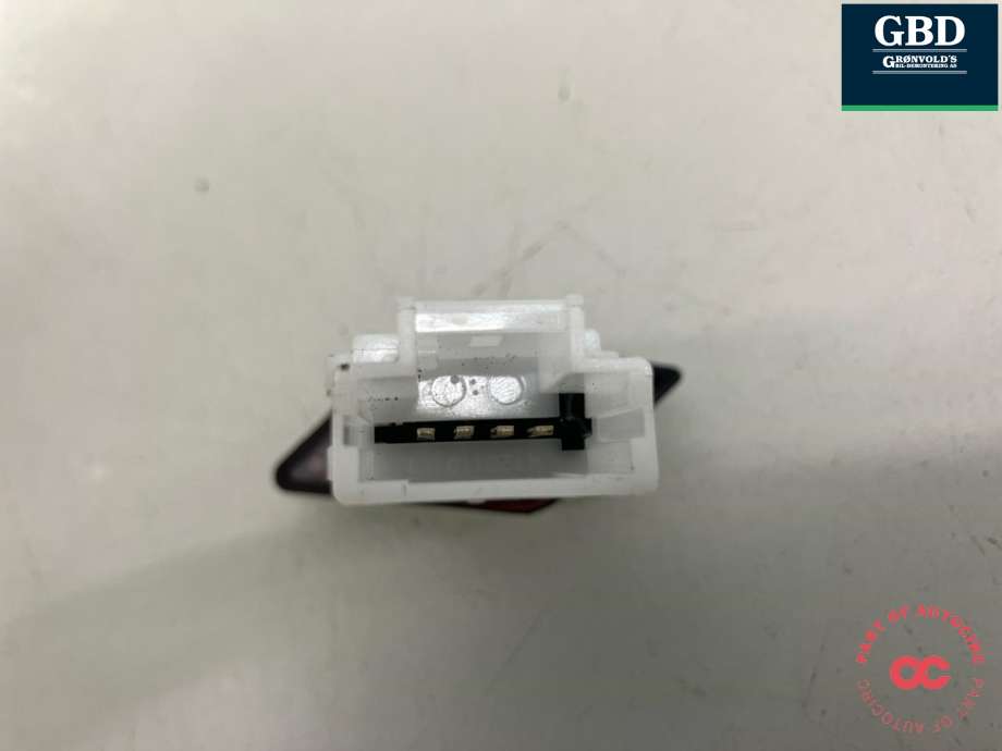 Bryter nødblink til BYD T3 2020-->>  (VB-4128100|)