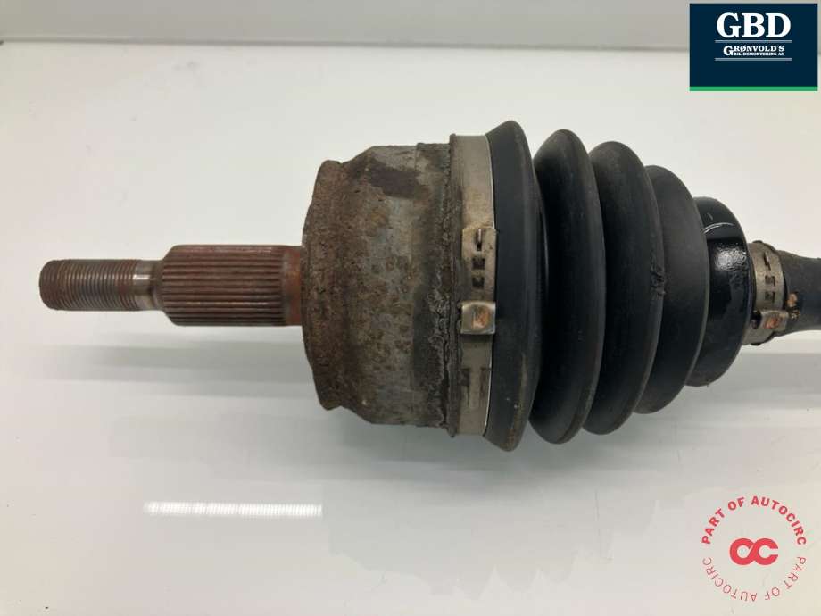 Drivaksel høyre foran, diesel/automat til VW Transporter / Caravelle 2015-2019 (T6) (T6) (7LA 407 272 J|7E0 407 272 AL|7E0 407 452 SX)