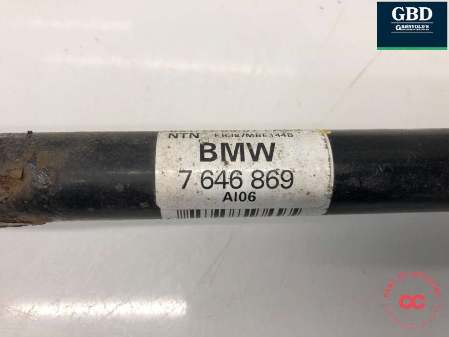 Drivaksel venstre bak, bensin/automat til BMW 2-Serie, Active/Gran Tourer 2014-->> (F45/F46) (F45/F46) (33 20 5 A5D AA1|33 20 7 646 869|)