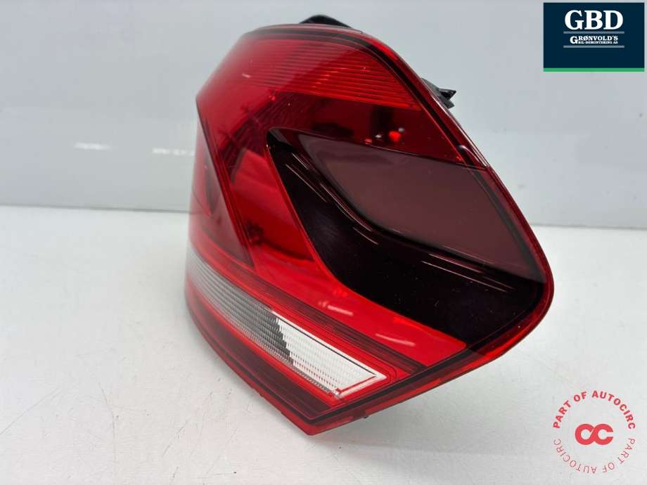Baklykt høyre ytre til VW Touran 2015-2021 (Type II)  (5TA 945 208 C|)