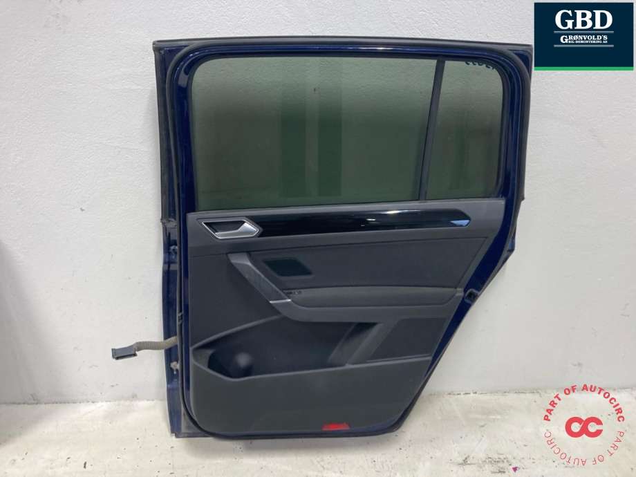 Dør høyre bak til VW Touran 2015-2021 (Type II)  (5999|5TA 833 056 AH|)