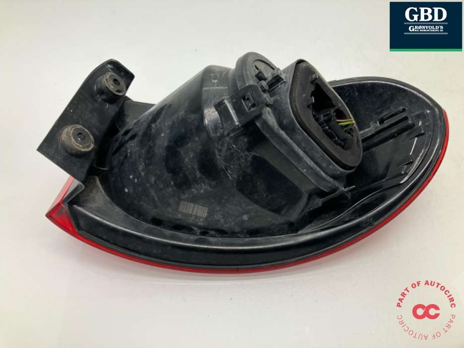 Baklykt venstre ytre til VW Tiguan 2011-2016 (Type I, Fase 2)  (5N0 945 111 D|5N0 945 095 H|)