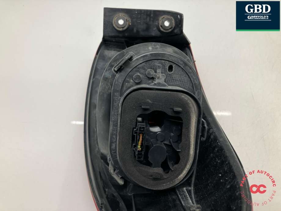 Baklykt venstre ytre til VW Tiguan 2011-2016 (Type I, Fase 2)  (5N0 945 111 D|5N0 945 095 H|)