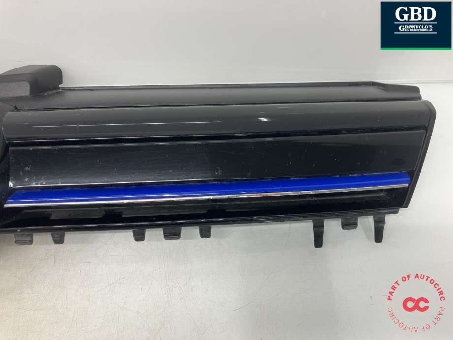 Grill til VW e-Golf 2014-2017 (Fase 1) (5GE 853 651|5GE 853 651 CYR|)
