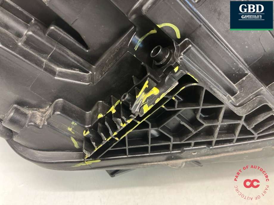 Frontlykt venstre full-LED til Škoda Enyaq 2021-->> (HELLA|5LB 941 017 B|5LB 941 015 B|1EX014.773-25)