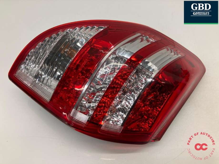 Baklykt venstre til Toyota RAV4 2009-2013 (Type III, Fase 2)  (8156142120|)