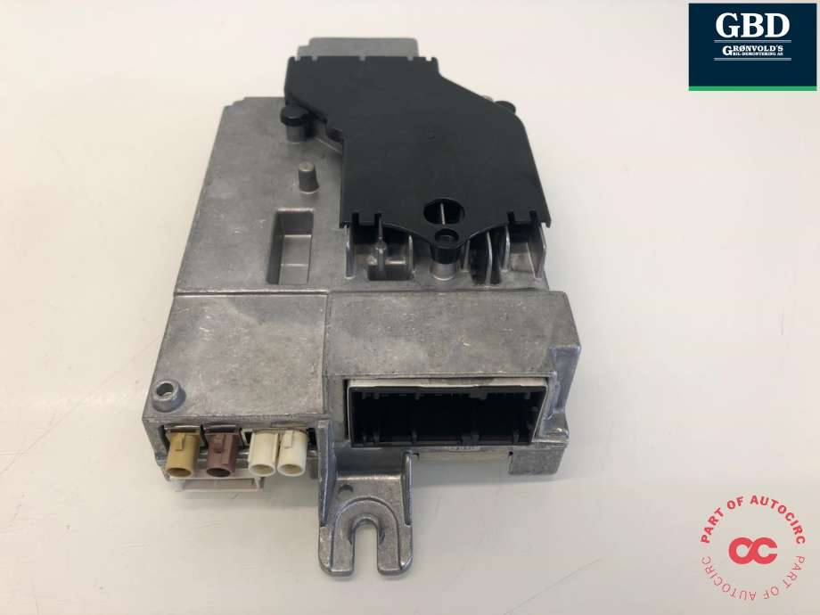 Bilstereo forsterker til BMW i4 2021-->> (G26) (G26) (65 12 5 B44 D33|65 12 5 A86 482|)