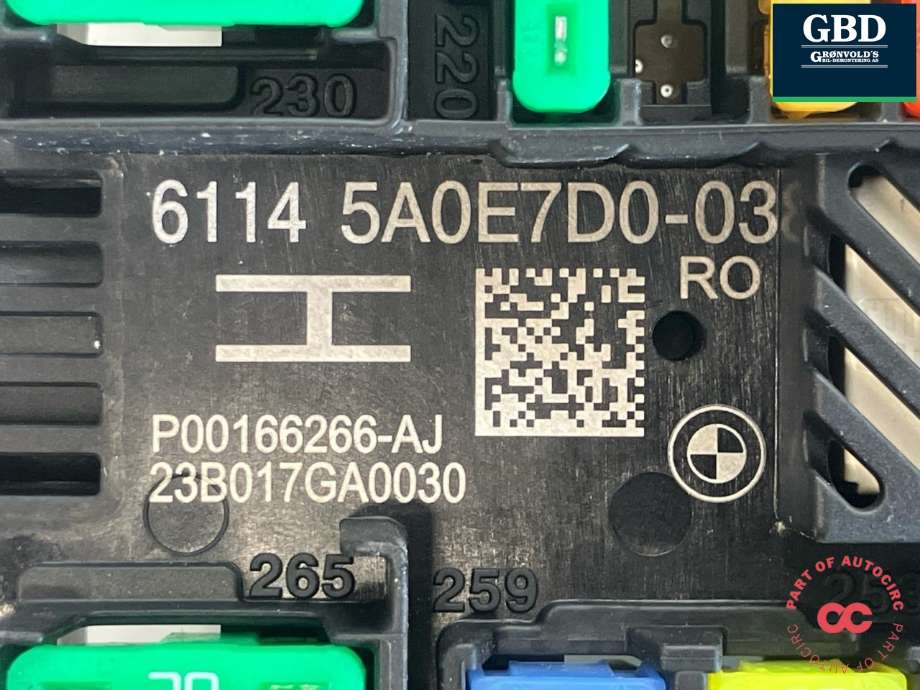 Sikringsboks bagasjerom til BMW i4 2021-->> (G26) (G26) (61 14 5 A0E 7D0|61145A0E7D0|P00166266-AJ)