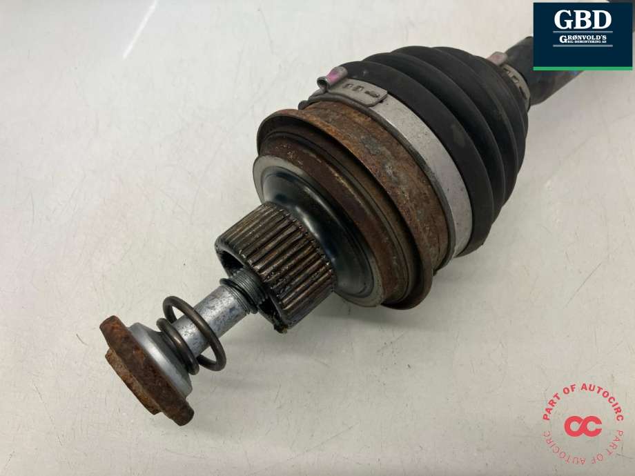 Drivaksel høyre foran, diesel/automat til Audi A4, Allroad 2016-->> (Type II) (B9) (B9) (8W0 407 271 L|8W0 407 271 D|103 55 776)