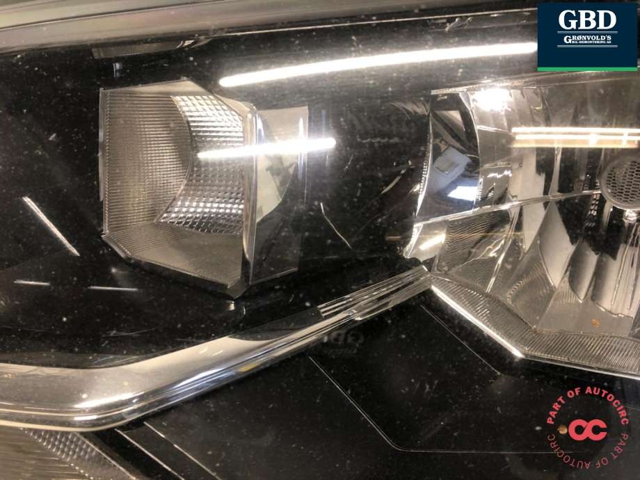 Frontlykt venstre halogen til VW Transporter / Caravelle 2015-2019 (T6) (T6) (7E1 941 015 AD|7E1941015AB|)