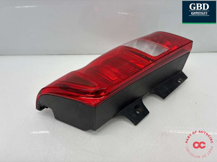 Baklykt høyre til Mercedes Vito 2014-->> (W447) (W447) (A 447 820 01 64|)