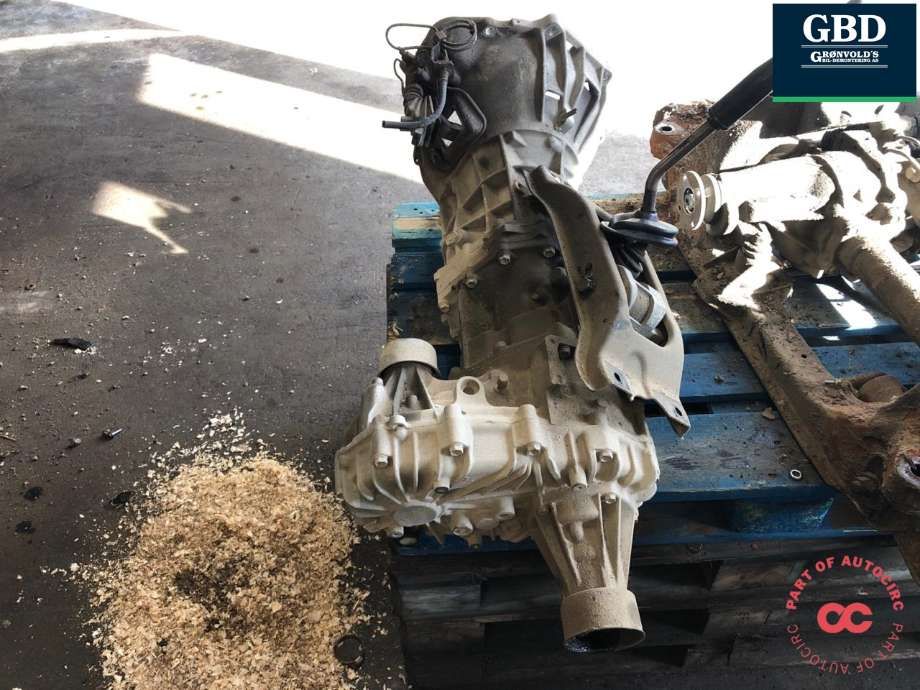 Girkasse manuell til Toyota Hiace 2001-2006 (Fase 2)  (330302F290|)