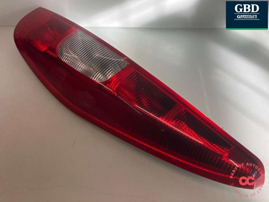 Baklykt høyre til Mitsubishi Colt 2004-2008 (Type VII, Fase 1)  (8330A328|8330A234|)