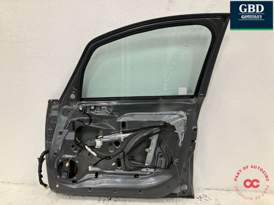 Dør høyre foran til Mitsubishi Colt 2004-2008 (Type VII, Fase 1) (MN161884|)