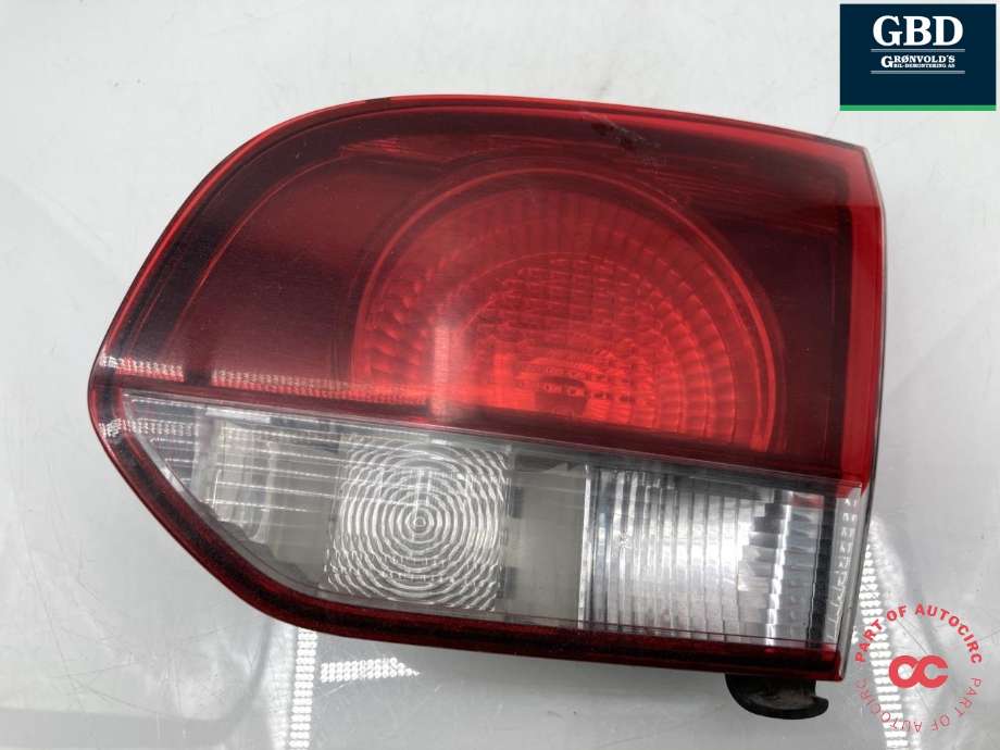 Baklykt høyre indre til VW Golf VI, 2008-2012  (5K0 945 094 AA)