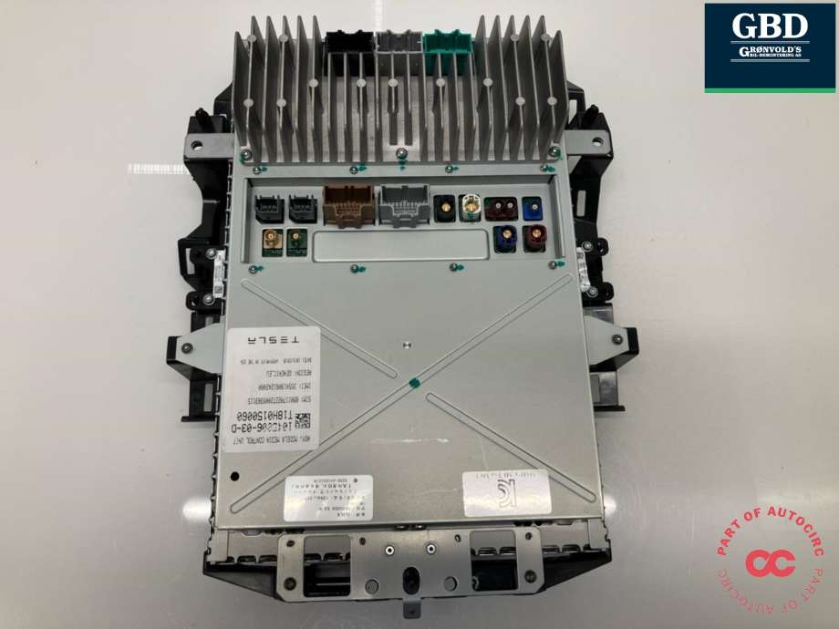 Multimedia display (MCU - Media Controller Unit) til Tesla Model S 2013-2016 (Fase 1) (1015898-00-A|1084333-00-A | 1084333-00-B|1084333-00-C | 1045006-03-D)