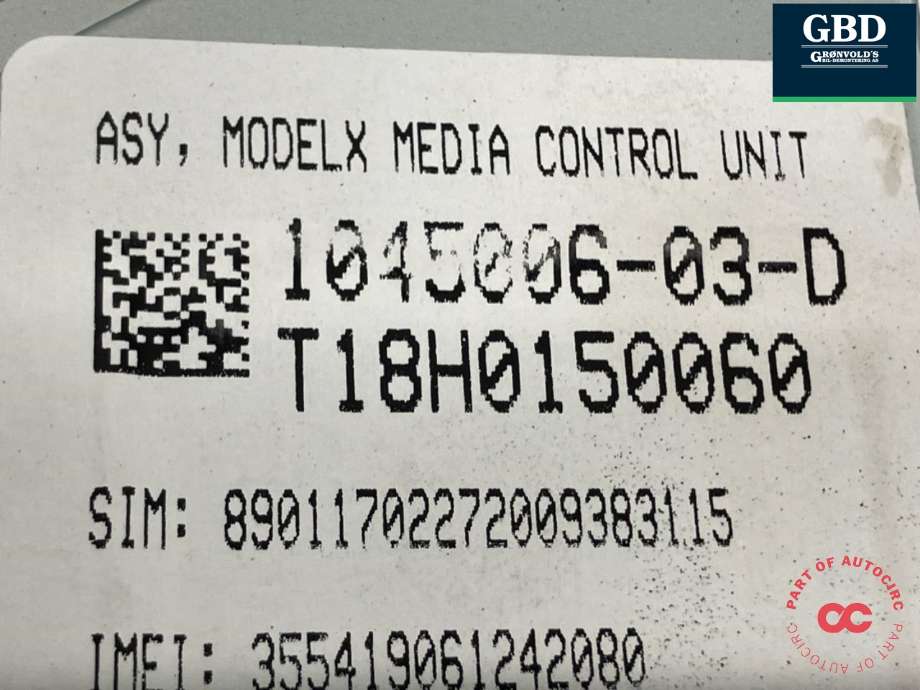 Multimedia display (MCU - Media Controller Unit) til Tesla Model S 2013-2016 (Fase 1) (1015898-00-A|1084333-00-A | 1084333-00-B|1084333-00-C | 1045006-03-D)