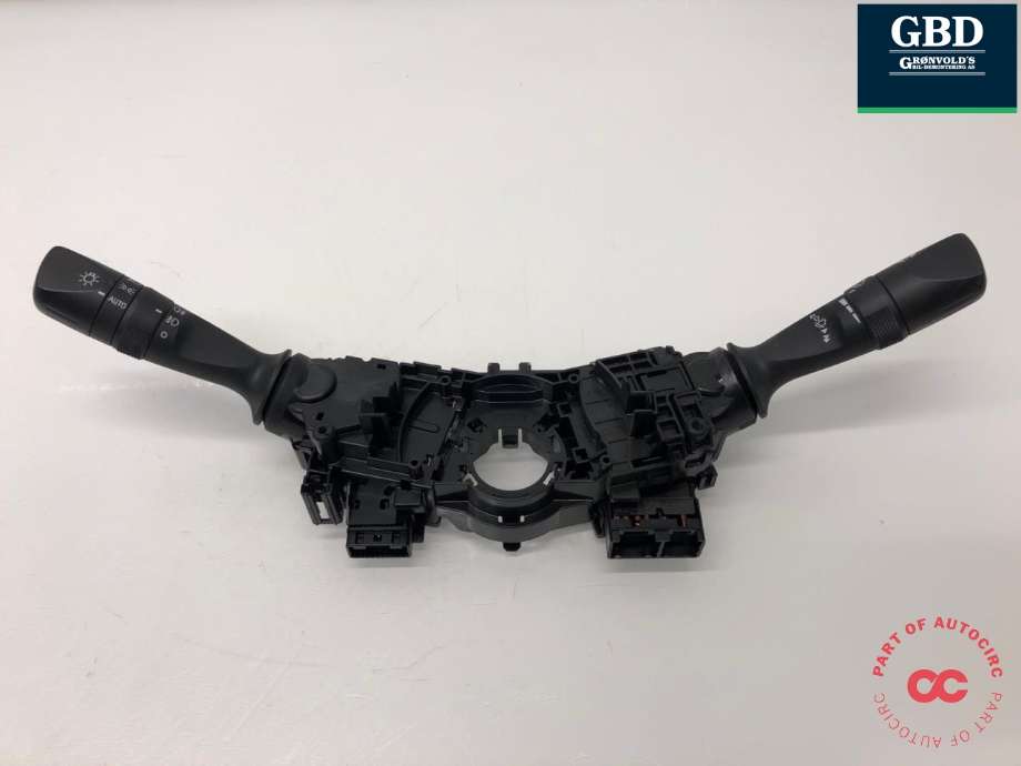 Bryter combi til Toyota Hilux 2020-->> (841400K650|8465206260|)