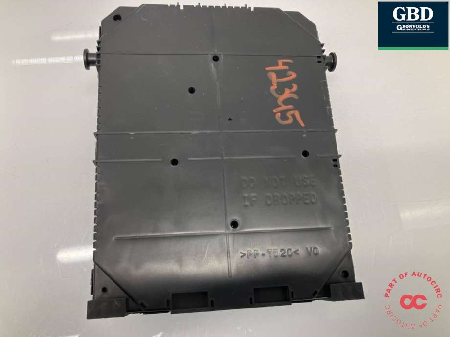 Sikringsboks til Peugeot 3008 2016-->> (Type II) (9846482980-00|)
