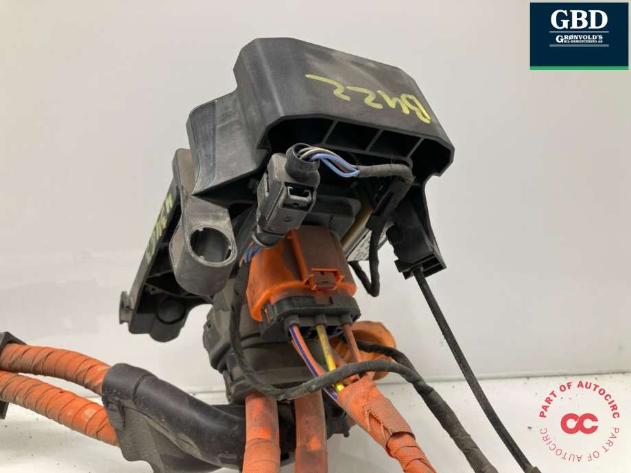 Batterilader inntak/luke til VW ID.BUZZ 2022-->> (1N3 971 531 AB|1N3 971 531 D|1T3 907 175)