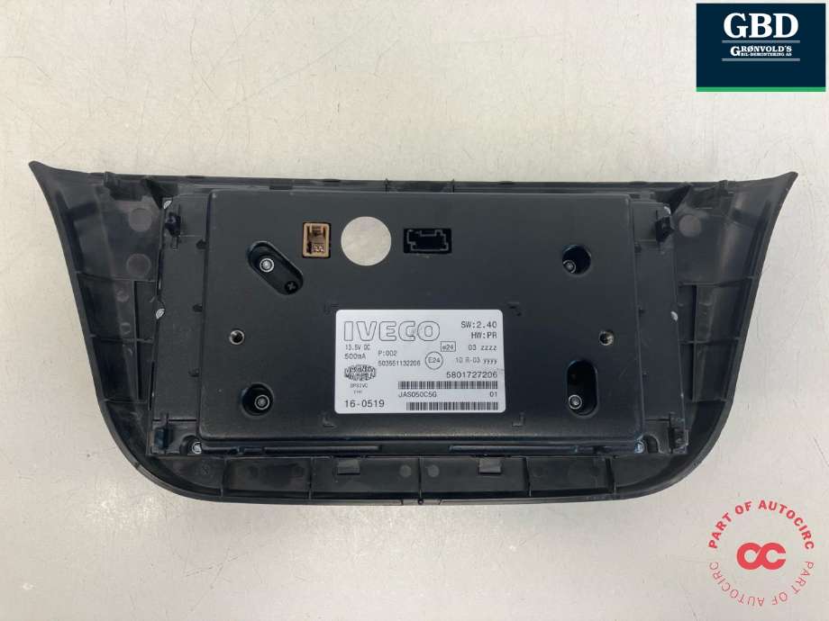 Bilstereo navigasjon skjerm til Iveco Daily 2014-->> (Type VI)  (MAGNETI MARELLI|5801727206|)