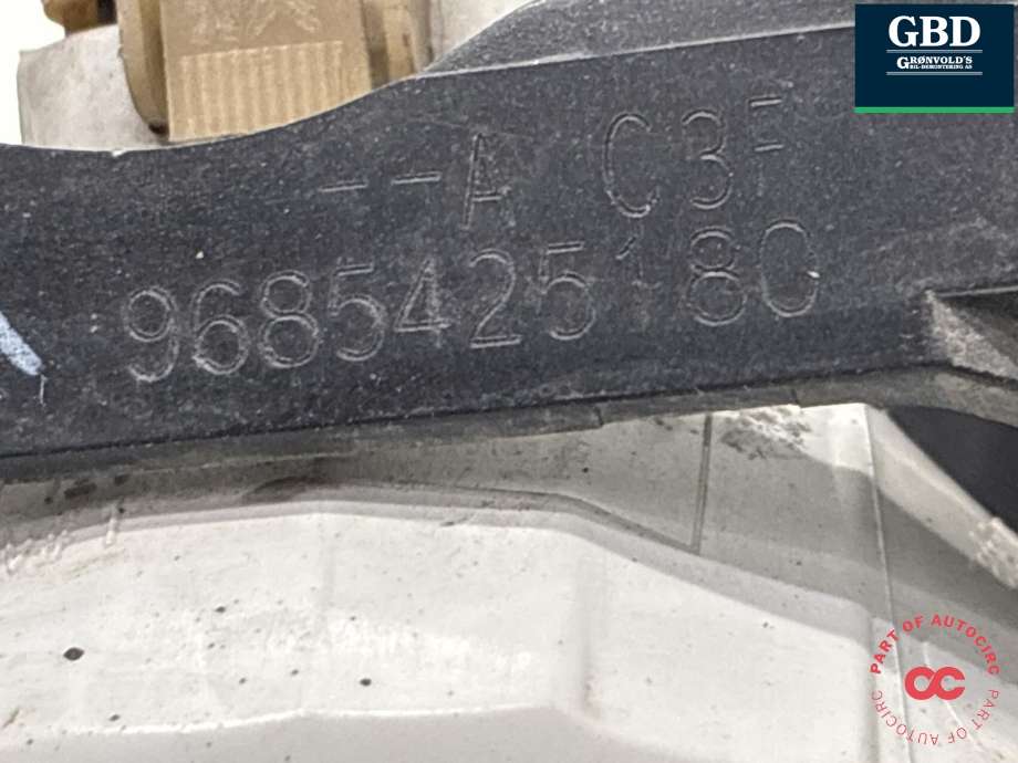 Tåkelykt høyre foran til Peugeot 5008 2010-2017 (Type I) (96 854 252 80|6206 N0|9685425180)