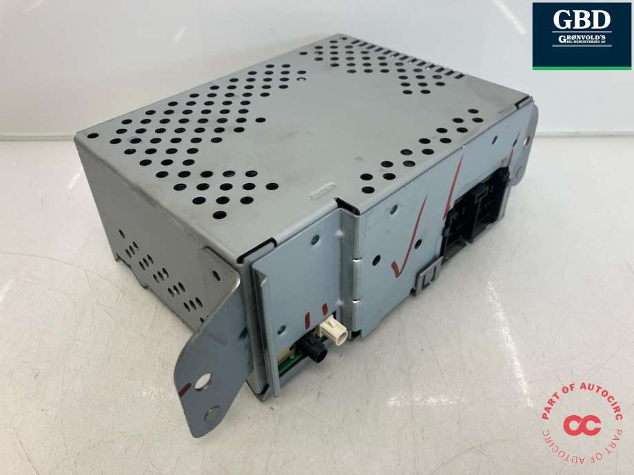 Bilstereo navigasjon til Ford E-Transit 2022-->> (2816873|RZ3T-14G670-BEF|PZ3T-18D890-XSH)