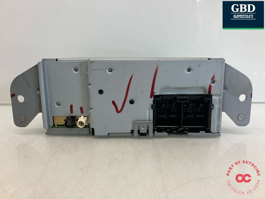 Bilstereo navigasjon til Ford E-Transit 2022-->> (2816873|RZ3T-14G670-BEF|PZ3T-18D890-XSH)