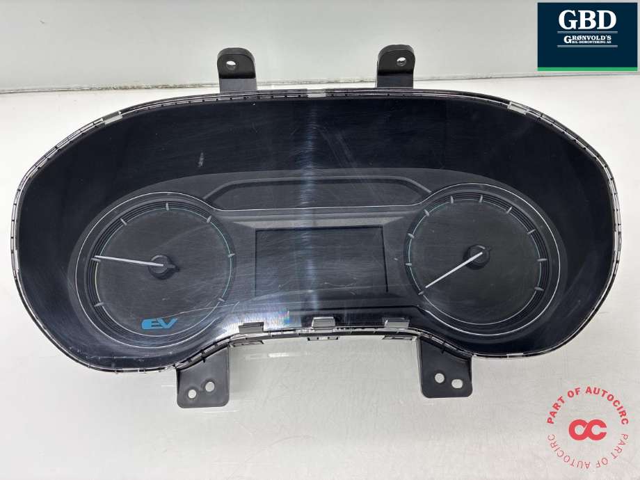 Instrumentpanel til Maxus e-Deliver 9 2020-->> (C00324088|)