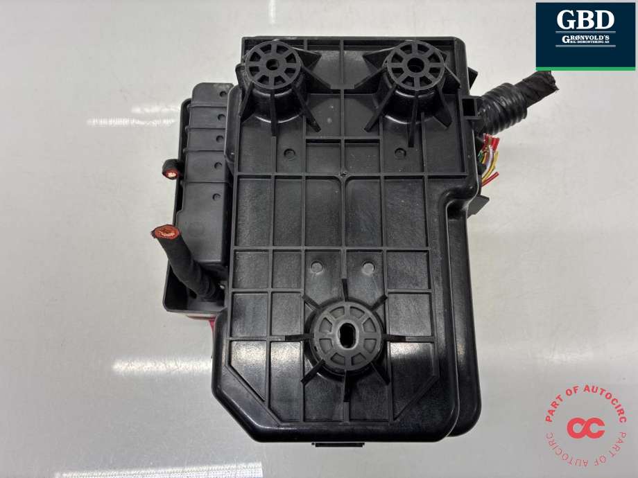 Sikringsboks motorrom til Maxus e-Deliver 9 2020-->> (C00295403|C00295403/6127006|)