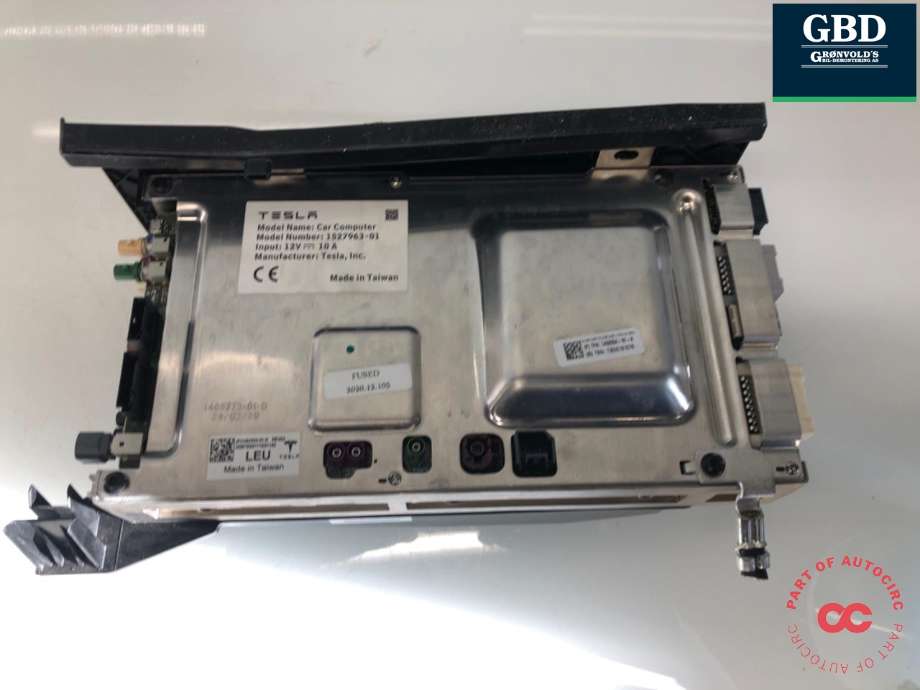 Styreenhet autopilot til Tesla Model 3 2018-2023 (Fase 1)  (1462554-S1-K|1462554-S1-I| 1462554-S1-J|1527963-01)