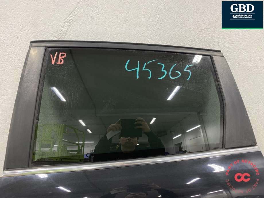 Dør venstre bak til Ford Kuga 2008-2012 (Type I)  (1520947|P8V41-S24631-AA|)