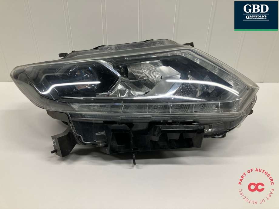 Frontlykt høyre full-LED til Nissan X-Trail, 2014-2022 (T32) (T32) (260104CC6C)