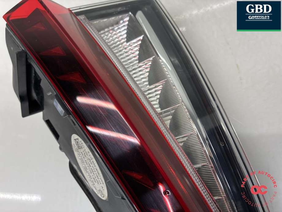 Baklykt høyre indre til Škoda Enyaq 2021-->>  (5LG 945 308 D|5LG 945 308 C|5LG945308C 05S)